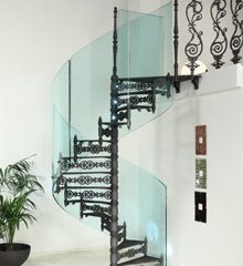 Scale in ghisa e vetro