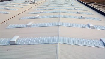 Lucernario continuo autoportante
