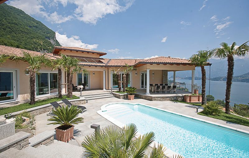 Mezzegra (CO) Mezzegra (CO)