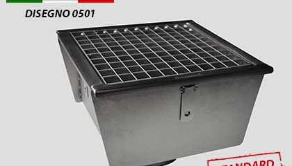 Chiusini Inoxsystem® con copertura in grigliato a scarico verticale sifonato con cestello estraibile, ideale per grandi flussi
