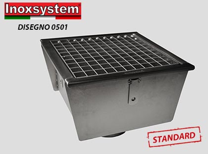 Chiusini Inoxsystem® con copertura in grigliato a scarico verticale sifonato con cestello estraibile, ideale per grandi flussi Chiusini Inoxsystem® con copertura in grigliato a scarico verticale sifonato con cestello estraibile, ideale per grandi flussi