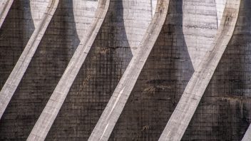 Calabria, la diga più grande d'Europa: dal 1982 completato solo il 16%