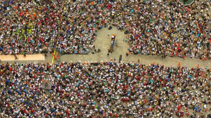 Lavoratori edili uniti di fronte al Governo: la grande protesta nelle piazze