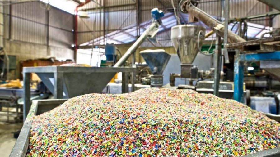 Plastica: praticità ad alto impatto ambientale Plastica: praticità ad alto impatto ambientale