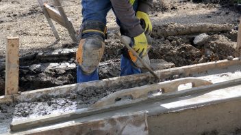 Rincaro materie prime pone un freno all'edilizia: cantieri e superbonus in pericolo