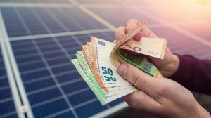 Bonus Tetti e Fotovoltaico fondo perduto: scadenza 27 ottobre, come richiederlo