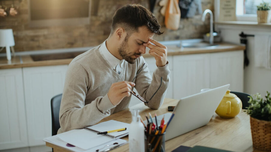 Immobile pignorato: debitore paga tasse anche se altri incassano l’affitto