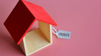 Successione eredità: quale ordine si segue? Chi sono gli eredi esclusi?