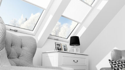 Finestra da tetto PTP-V in PVC