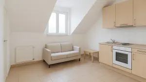 Lavatoio trasformato in abitazione: il TAR dice no al cambio d’uso e impone la demolizione