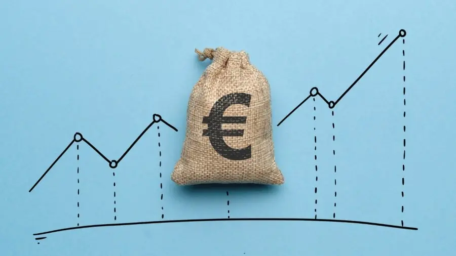 BCE verso tassi fermi per la quinta volta: cosa aspettarsi nei prossimi mesi BCE verso tassi fermi per la quinta volta: cosa aspettarsi nei prossimi mesi