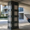 Pilastro in cemento armato rinforzato con elementi in acciaio