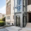 Contributo ascensore condominiale: il TAR chiarisce chi è il beneficiario