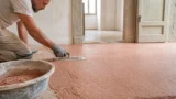Cocciopesto: composizione, proprietà, impieghi, posa e manutenzione