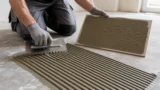 Colla per piastrelle: classi, scelta del prodotto, preparazione e applicazione