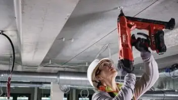 Hilti BX 4-ME-22: inchiodatrice a batteria per elettricisti