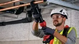 Hilti NPR 32-22: pressatubi cordless da 32 kN