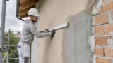 Intonaco esterno: tipologie, strati, spessori e posa