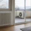 Pompa di calore per termosifoni: funzionamento, temperature, consumi e costi