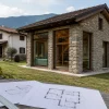 Rustico accessorio ricostruito con dimensioni e caratteristiche abitative difformi