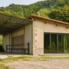 Fabbricato storico trasformato: la preesistenza non basta per il condono