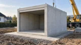 Garage prefabbricato in cemento: fondazione, montaggio, permessi e costi