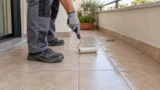 Impermeabilizzante trasparente: quando funziona e quando non basta