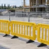 Transenne mobili per cantieri ed eventi: plastica o acciaio, stabilità, collegamenti e noleggio