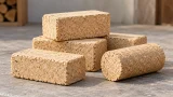 Bricchetti di legno per stufe e camini: caratteristiche, dosaggio e compatibilità