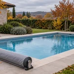 Chiudere la piscina per l’inverno: impianto, livello dell’acqua e protezione dei componenti