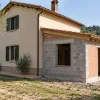 Ampliare una casa abusiva: la nuova sanatoria non supera l’ordine di demolizione definitivo