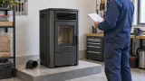 Stufa a pellet usata: controlli, documenti e costi nascosti prima dell'acquisto